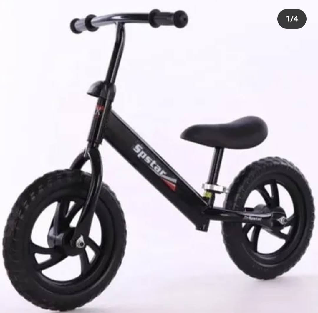 Bicicleta de equilibrio sin pedales
