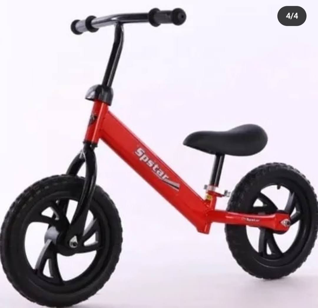 Bicicleta de equilibrio sin pedales